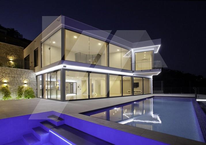 Villa de lujo con vistas al mar en venta en Benissa, Costa Blanca.
