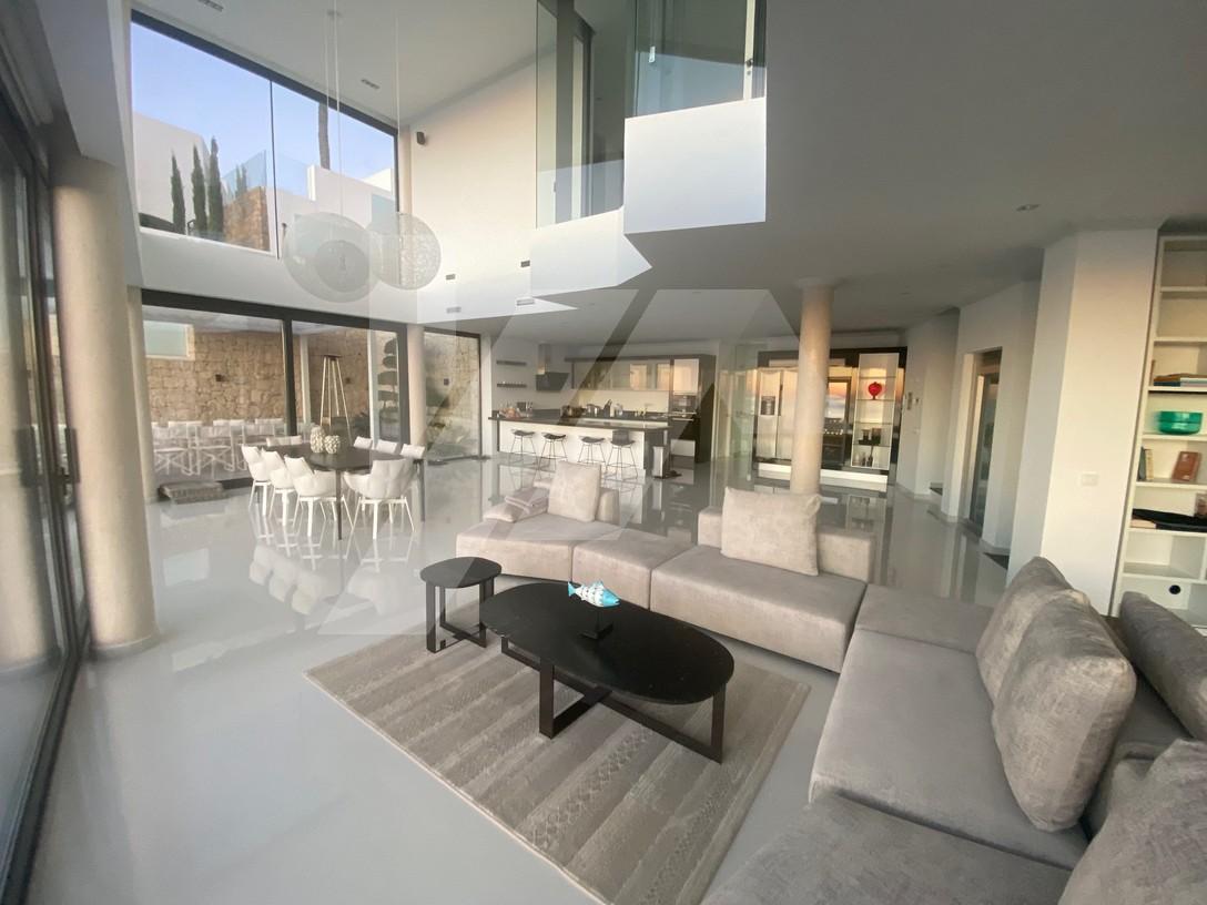 Villa de lujo con vistas al mar en venta en Benissa, Costa Blanca.