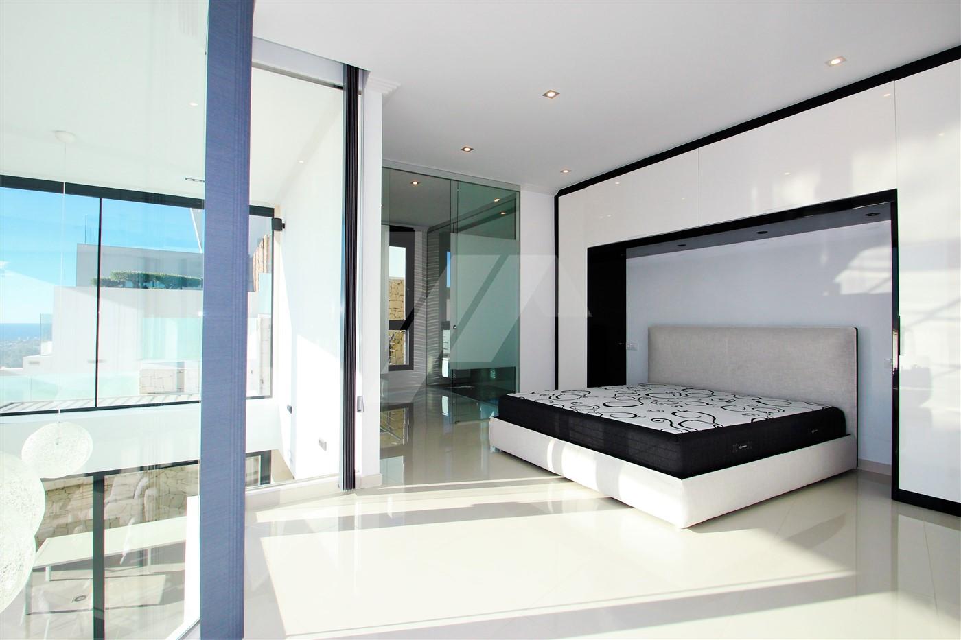 Villa de lujo con vistas al mar en venta en Benissa, Costa Blanca.