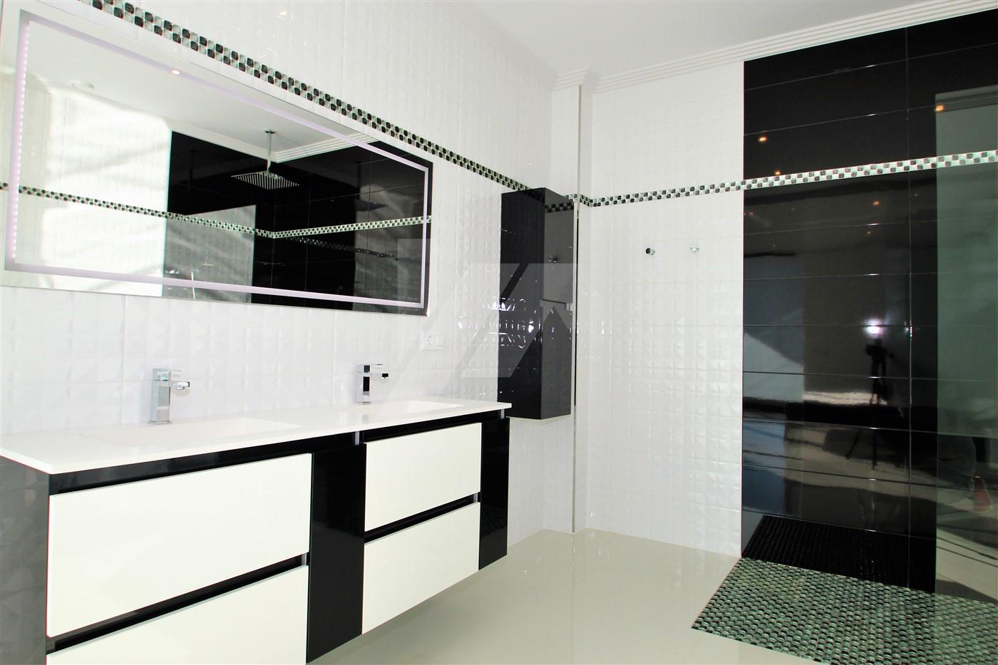 Villa de lujo con vistas al mar en venta en Benissa, Costa Blanca.