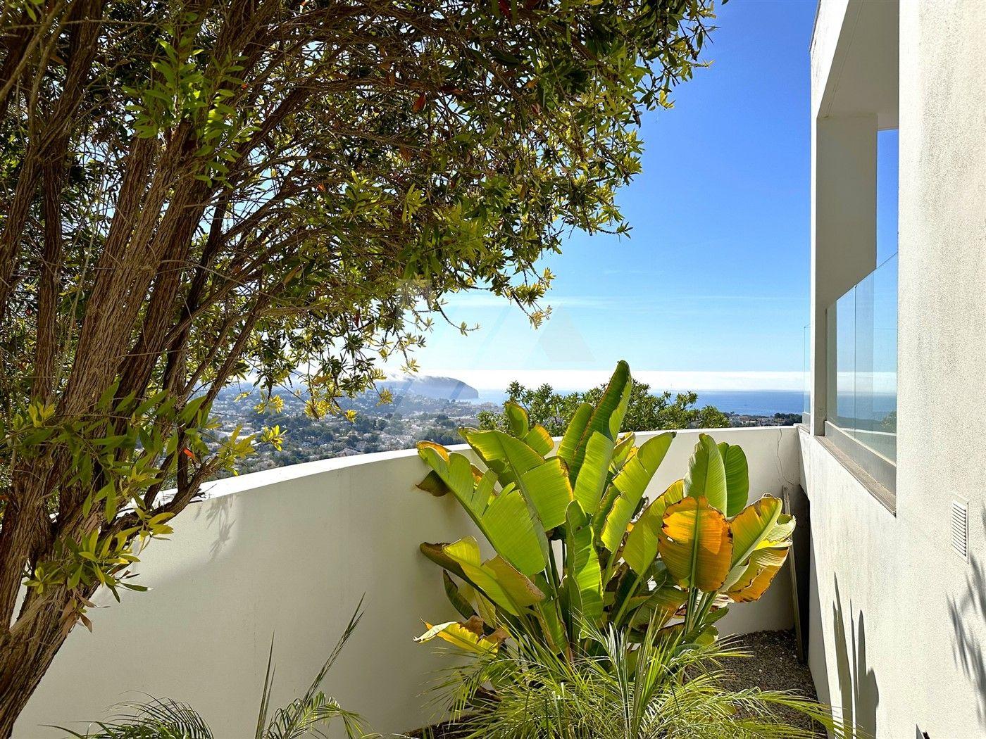 Exclusiva villa en venta con inigualables vistas al mar Mediterráneo en Moraira.