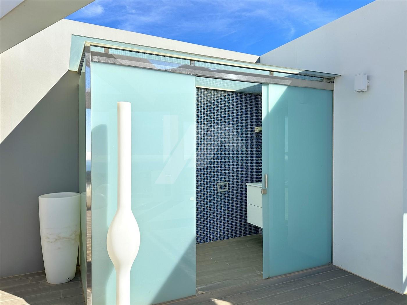 Exclusiva villa en venta con inigualables vistas al mar Mediterráneo en Moraira.