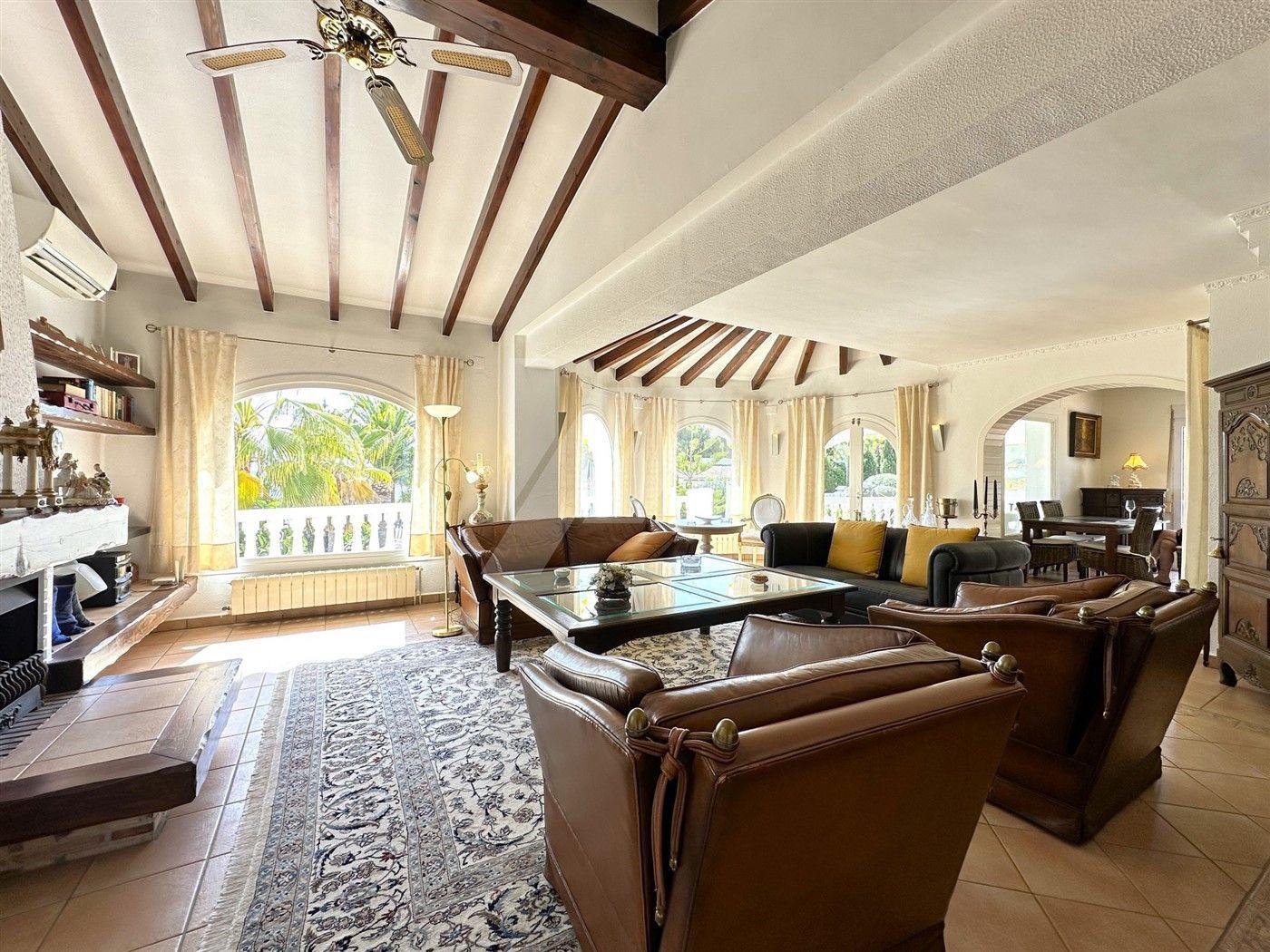Villa con estilo Mediterráneo en venta en Moraira, Costa Blanca.