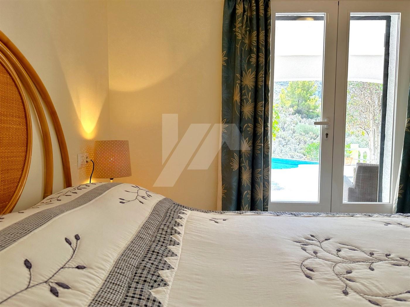 Chalet con vistas al mar en venta en el Portet, Moraira.