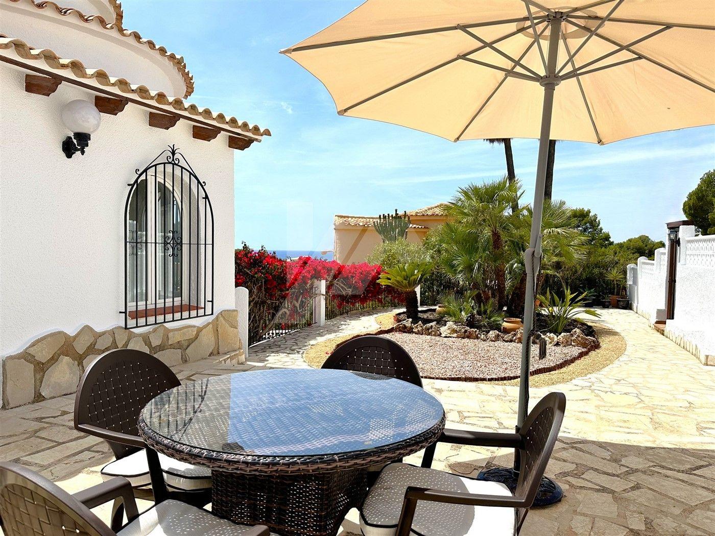Chalet con vistas al mar en venta en el Portet, Moraira.