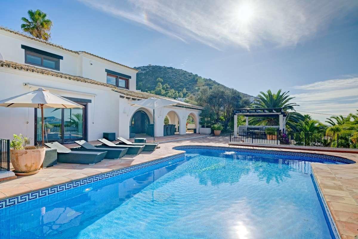 Venta. Chalet/Villa en Moraira