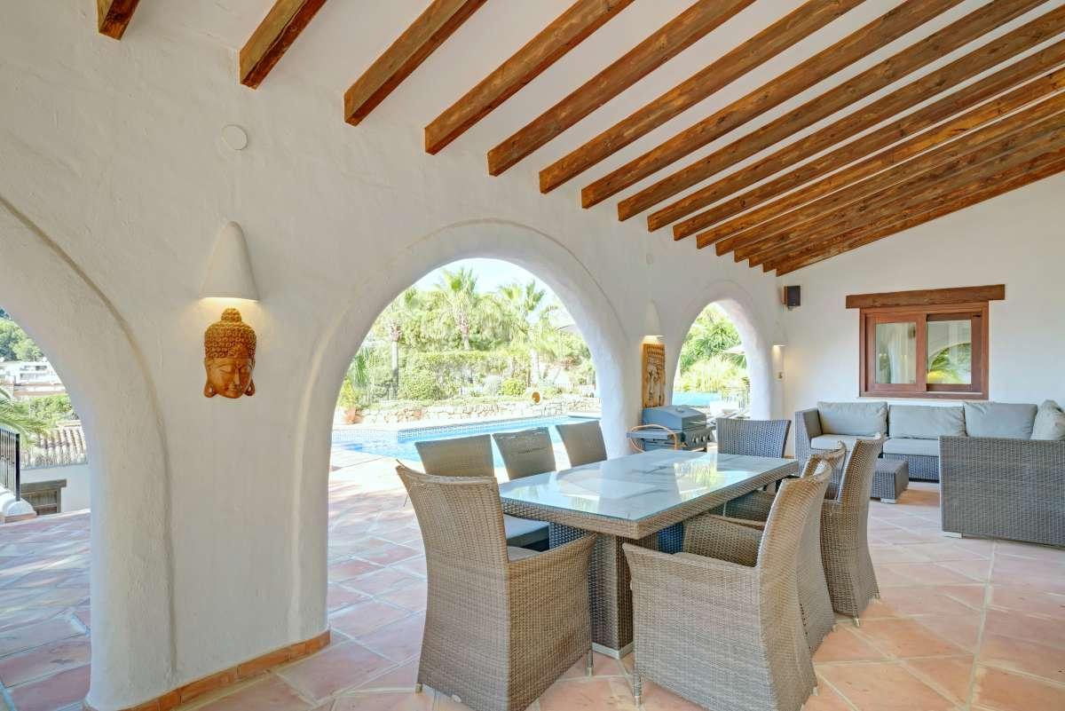 Venta. Chalet/Villa en Moraira