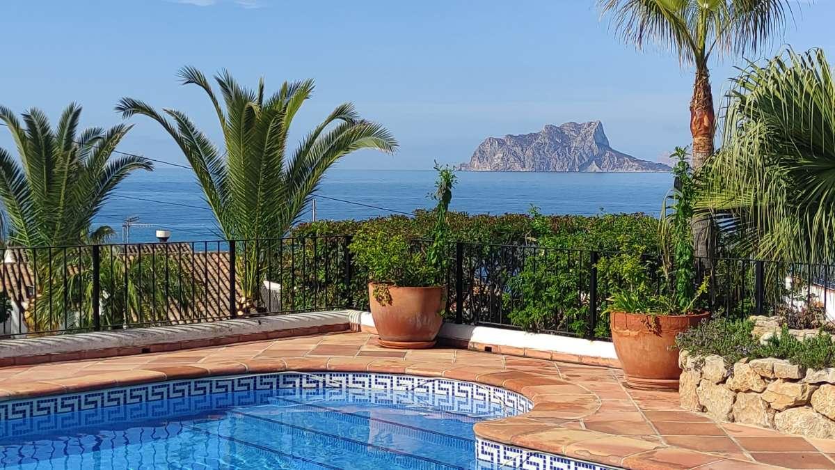 Venta. Chalet/Villa en Moraira