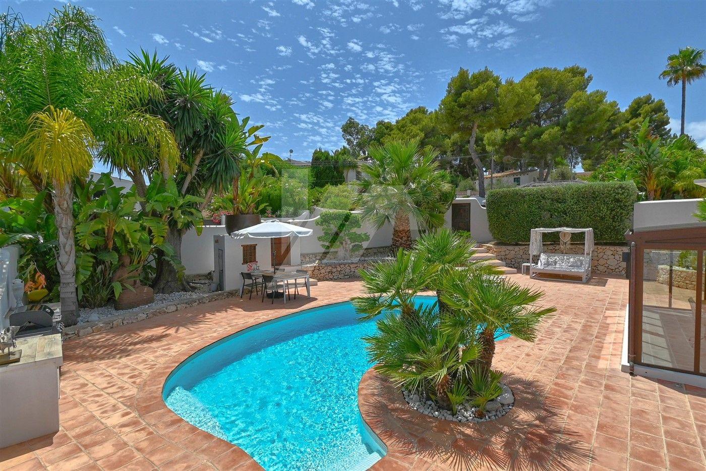 Villa en venta en Benimeit-Tabaira, Moraira, Costa Blanca.