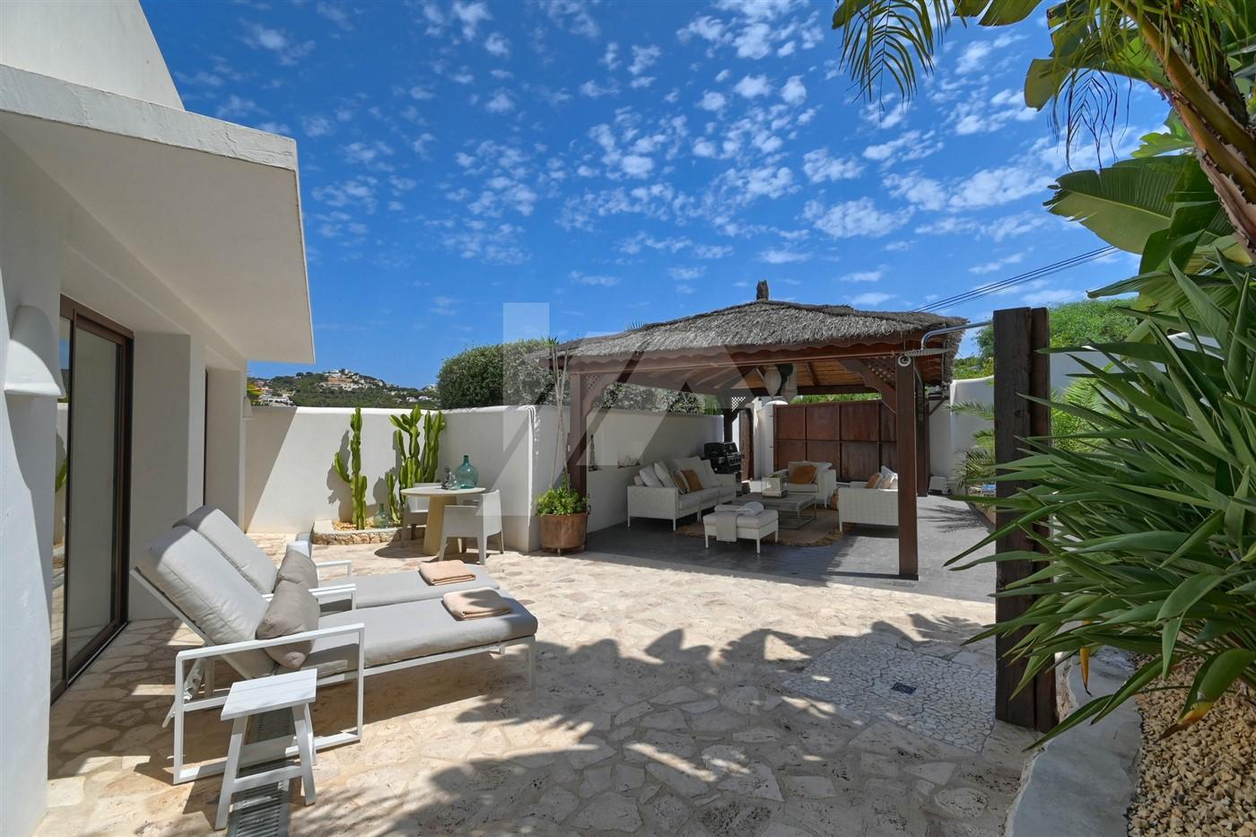 Villa en venta en Benimeit-Tabaira, Moraira, Costa Blanca.