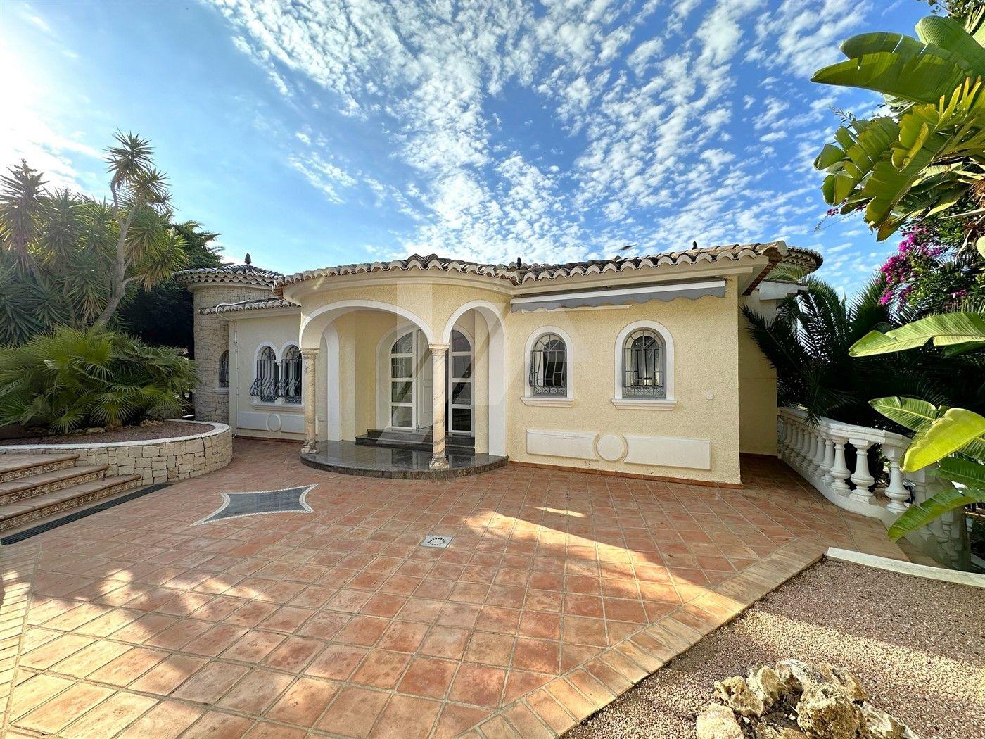 Fantastica Villa en venta en Benissa, Costa Blanca.