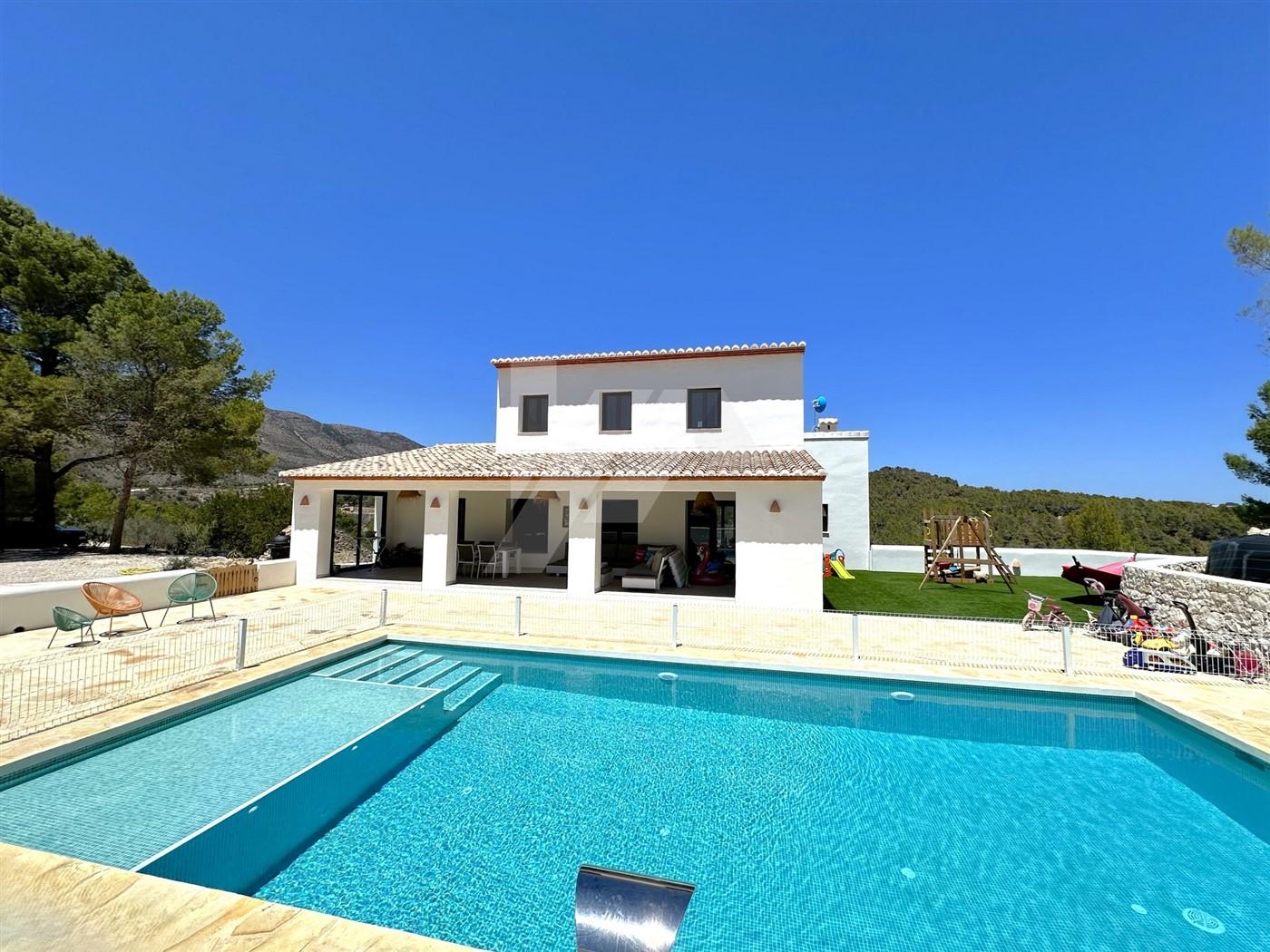 Fantastica Finca en venta en Benissa, Costa Blanca.