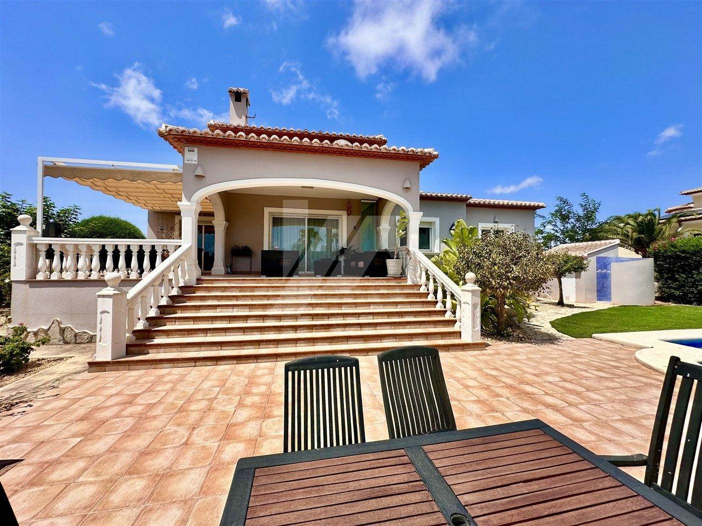 Villa en venta en Moraira, Costa Blanca.