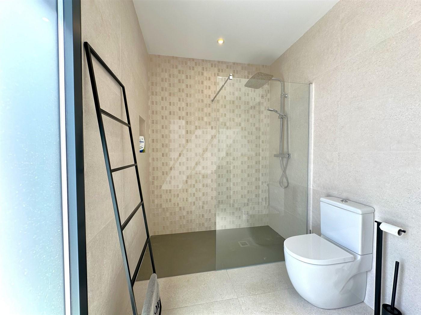 Villa con vistas panoramicas al mar en venta en Moraira, Costa Blanca.